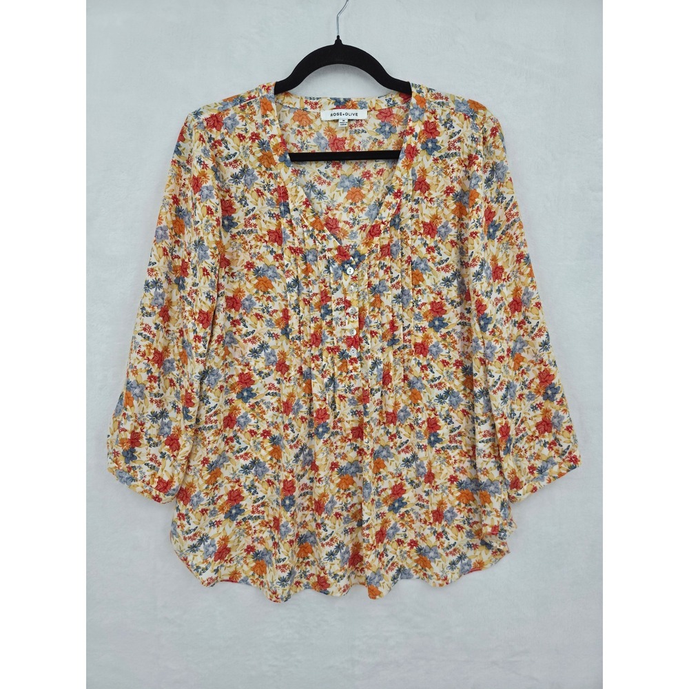 Rose + Olive Women Floral V-Neck Pleated Button Front 3/4 Sleeve Blouse Medium